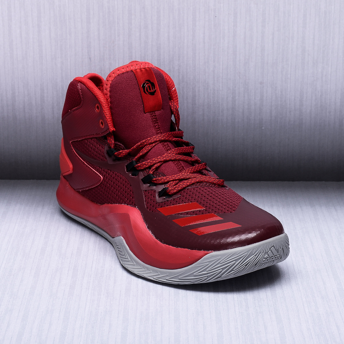 d rose basketball shoes