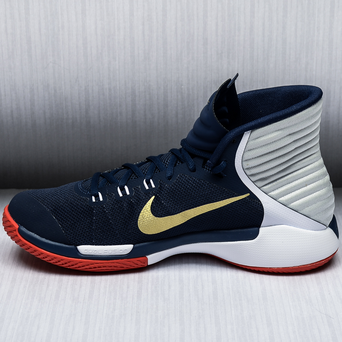 nike basketball shoes 2016