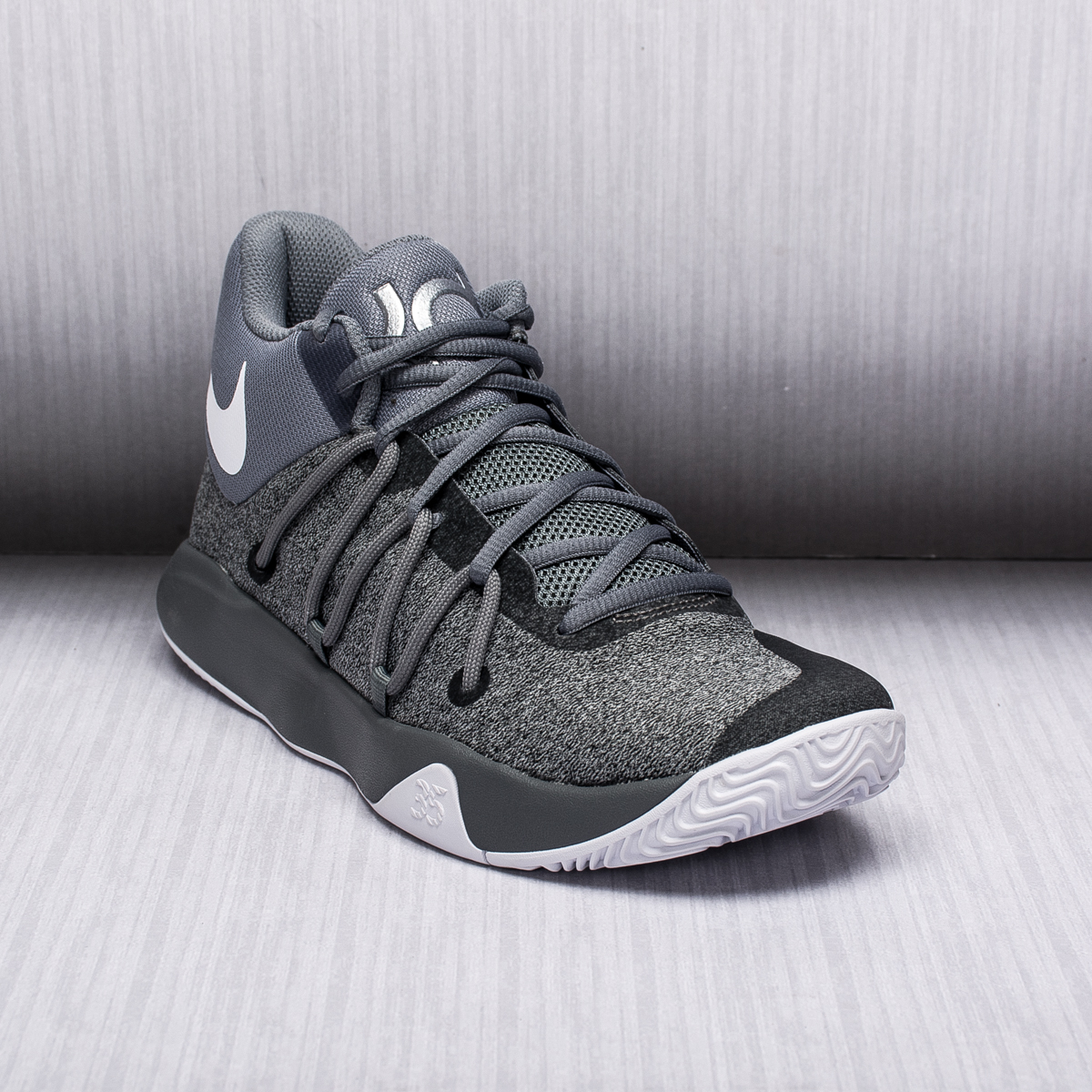Nike KD Trey 5 V - BASKETBALL SHOES NIKE Basketball shoes ... Nike KD Trey 5 V