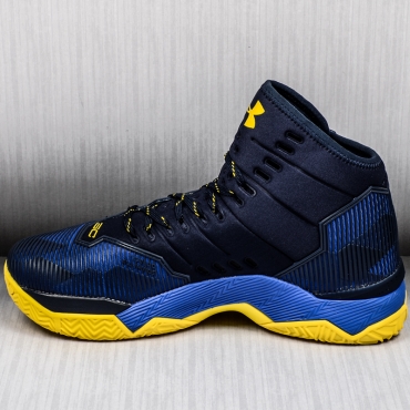 curry 2.5 men 44
