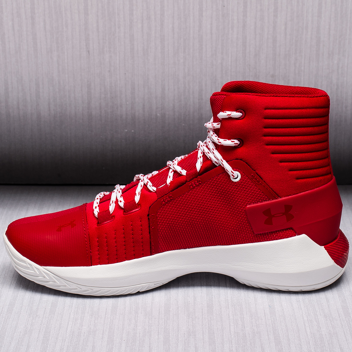 under armour drive 4 red