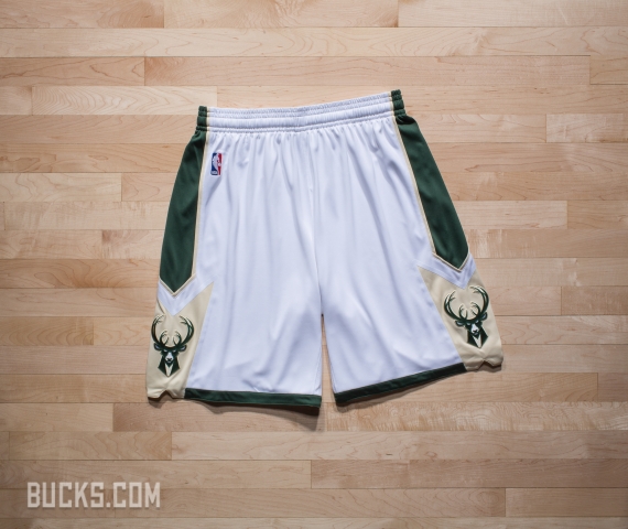 Naujoji Milwaukee Bucks apranga