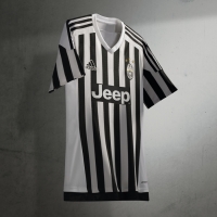 PRISTATYMAS: 2015/16 sezono Juventus adidas apranga