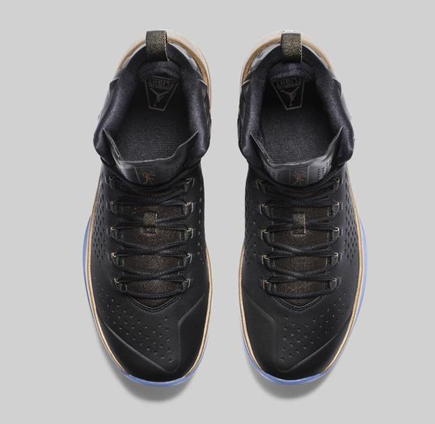 Jordan Melo M11 Black/Gold