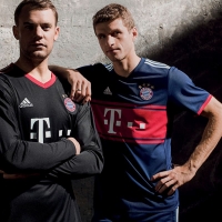 PRISTATYMAS: adidas FC Bayern 2017-18 Išvykos Marškinėliai